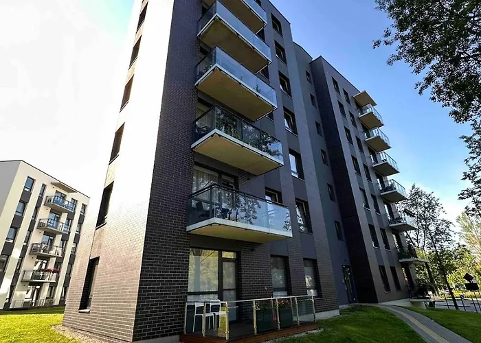 New Luxury Modern In Snipiskes *