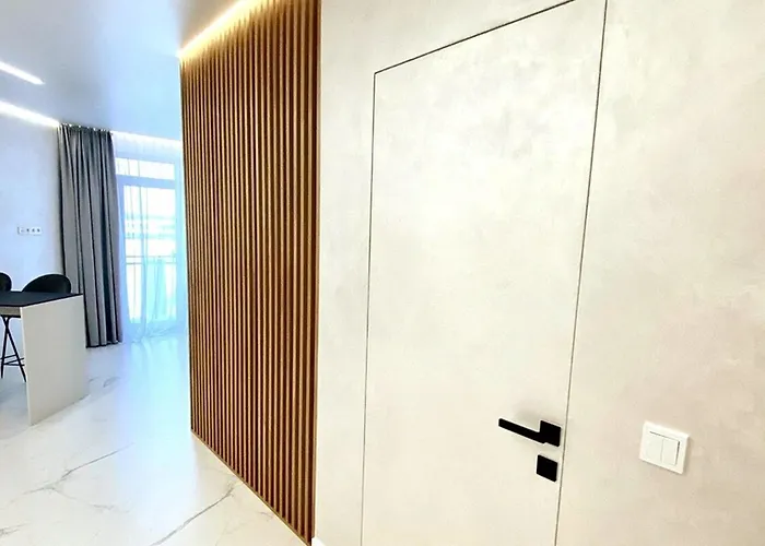 New Luxury Modern In Snipiskes *